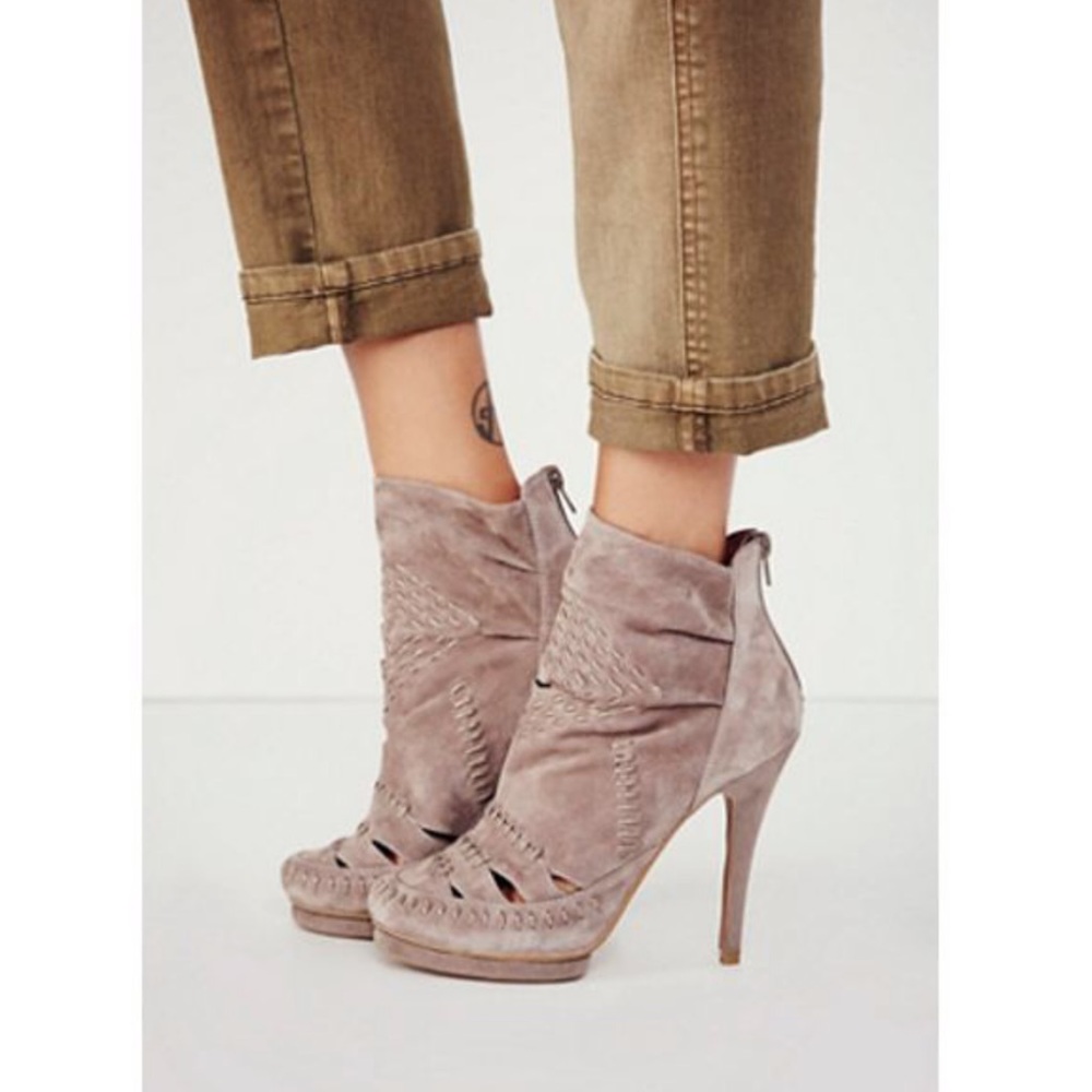 New Jeffrey Campbell Free People Ivy Woven Bootie - Picture 1 of 6
